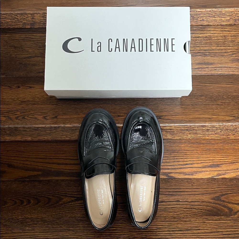 La Canadienne Women's Black Patent Leather Penny Loafers
